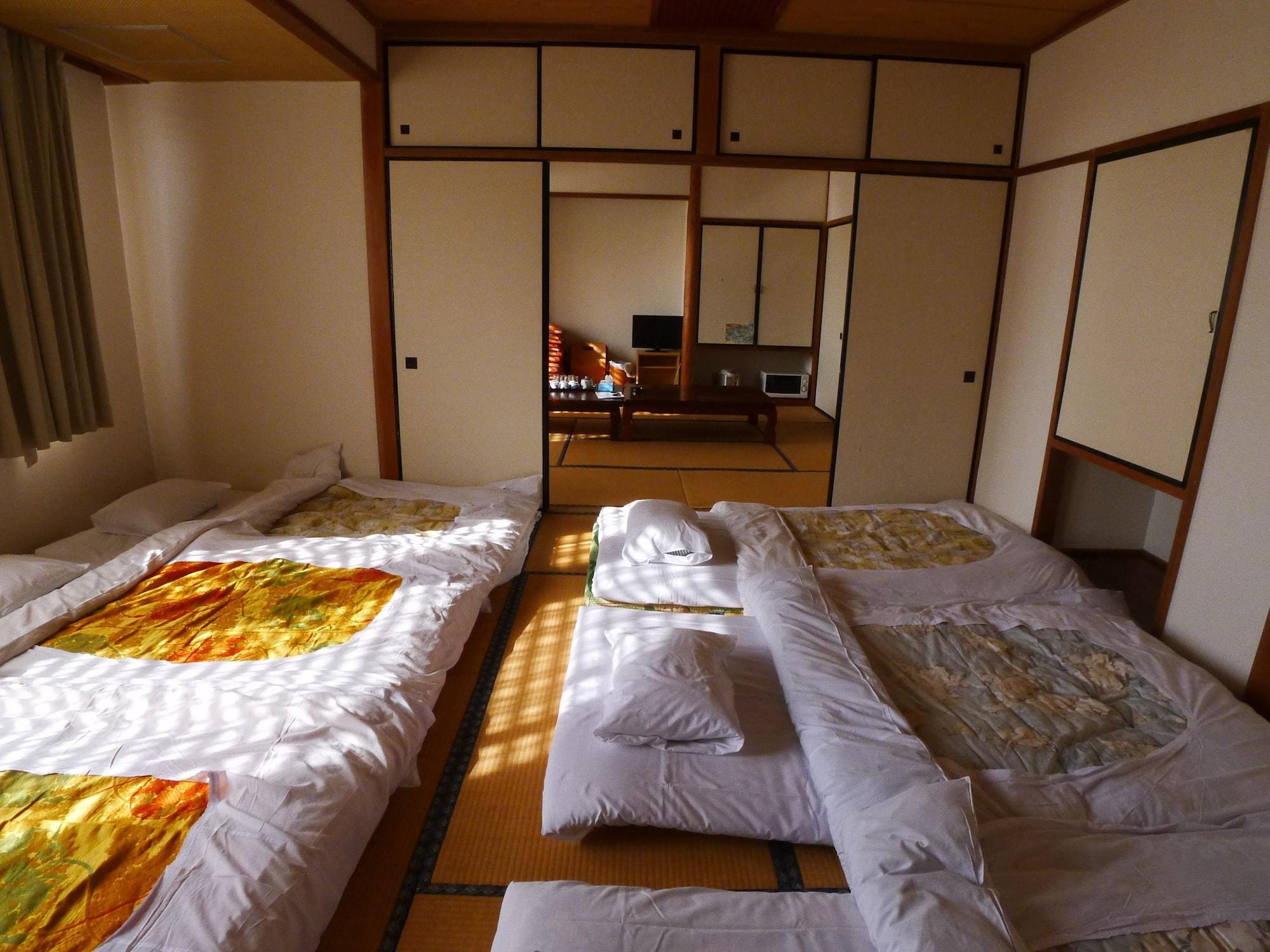Shin Makomo 2* Itako
