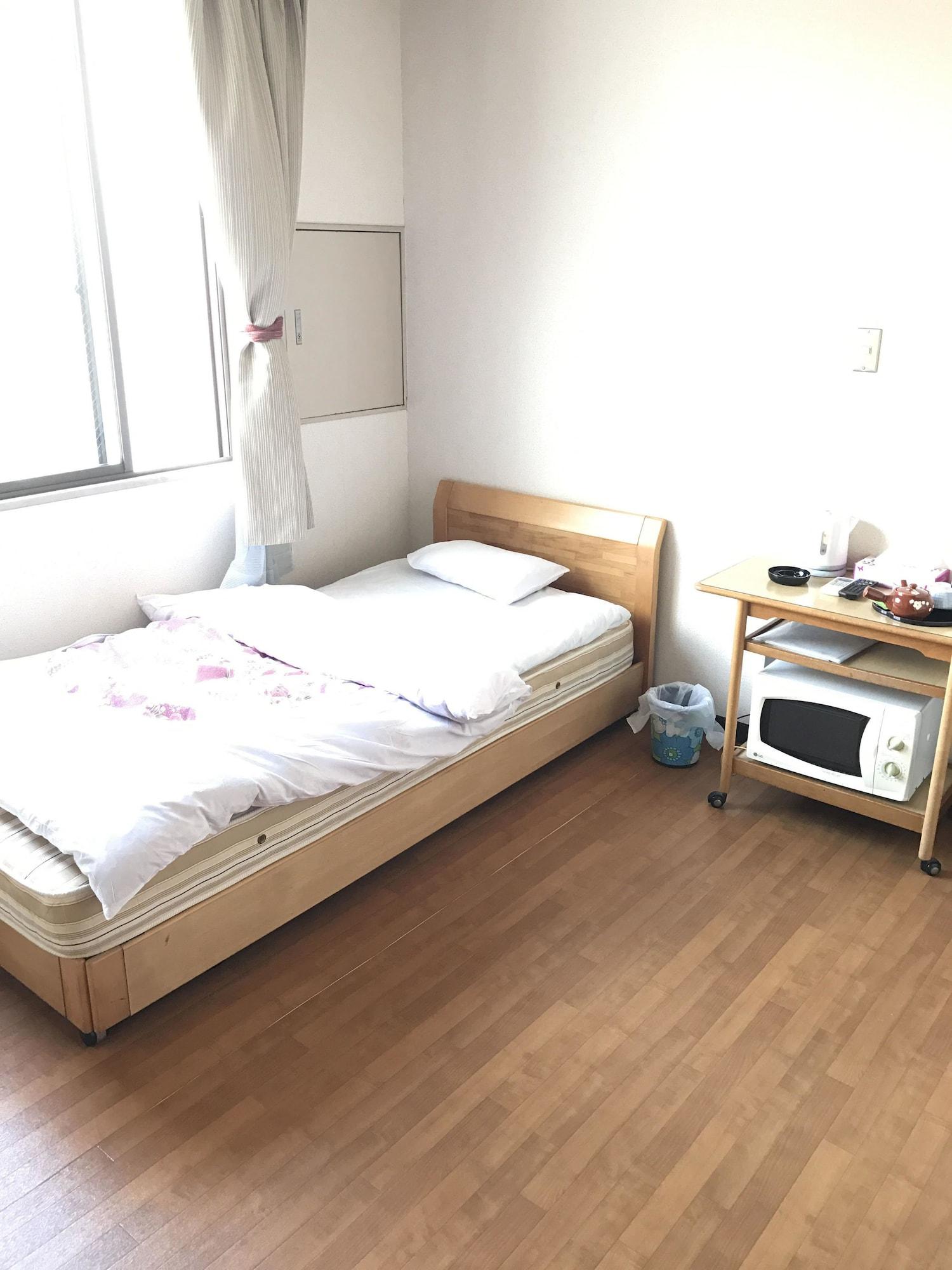 ホテル新まこも 2*